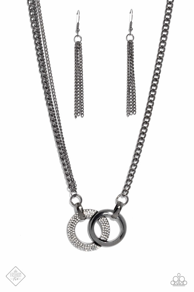 SCARFed for Attention - Gunmetal Black Necklace - Paparazzi Accessorie –  Bedazzle Me Pretty Mobile Fashion Boutique